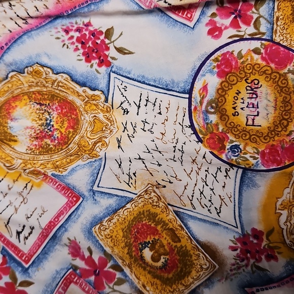 Vintage 80s GUESS by Georges Marciano Floral Button-Up Blouse - Picture 4 of 9